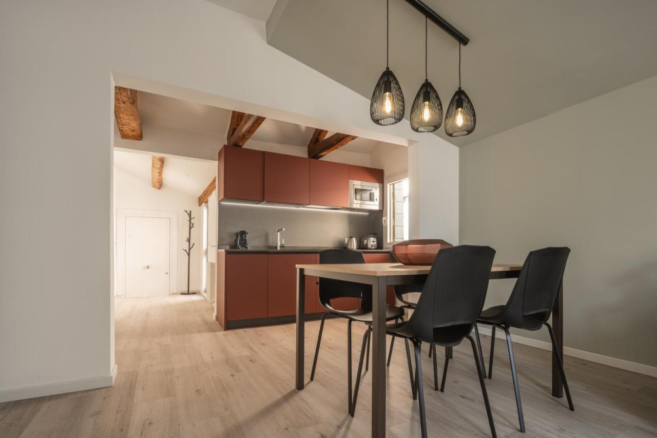 Sant'Aponal Cozy Apartment With Balcony R&R Venice Luaran gambar