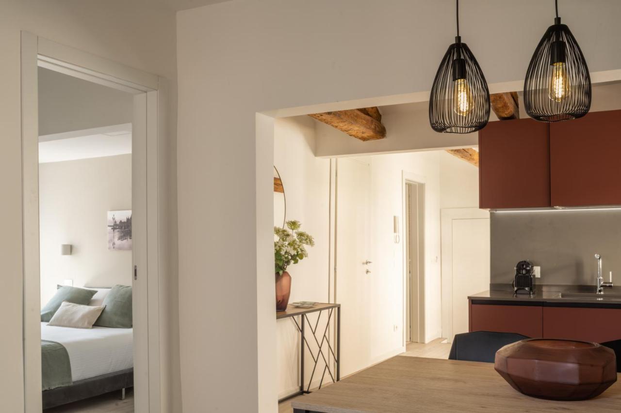 Sant'Aponal Cozy Apartment With Balcony R&R Venice Luaran gambar
